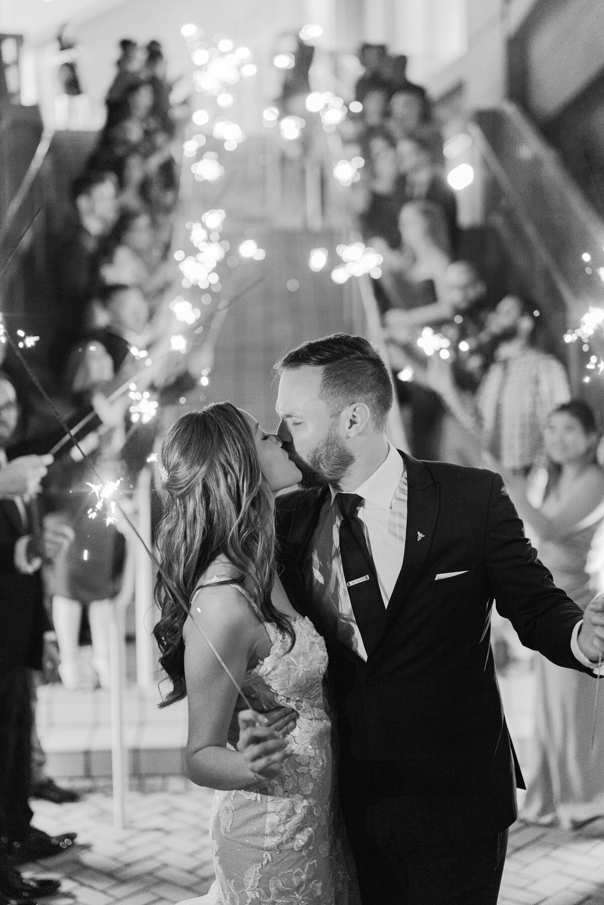 Kristen Weaver Photography Orlando Florida Destination Photographer Worldwide Wedding Editorial Fashion Inspired Clean Film Digital KWP Soft Classic 0986