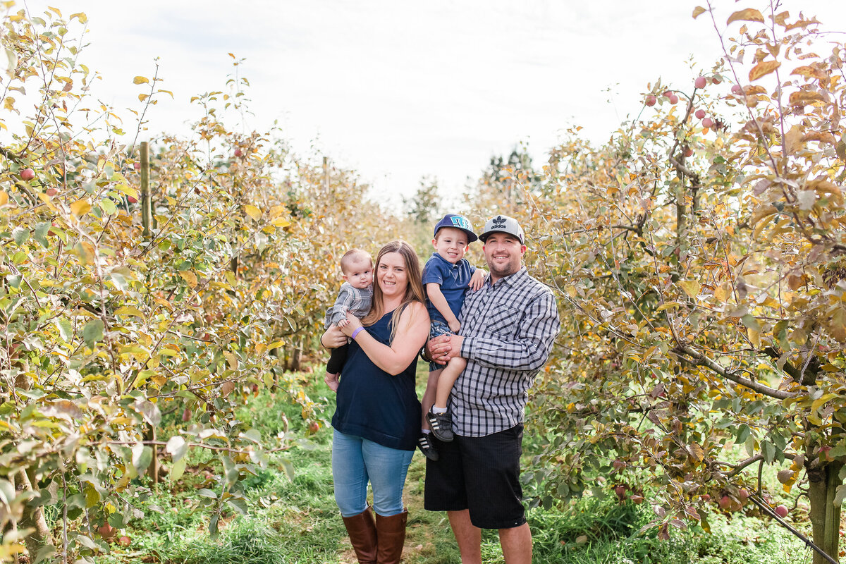 Kelowna-Family-Photographer-11