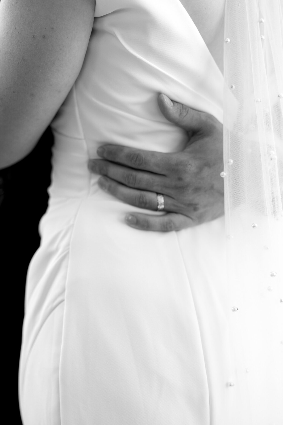 beth+logan44073