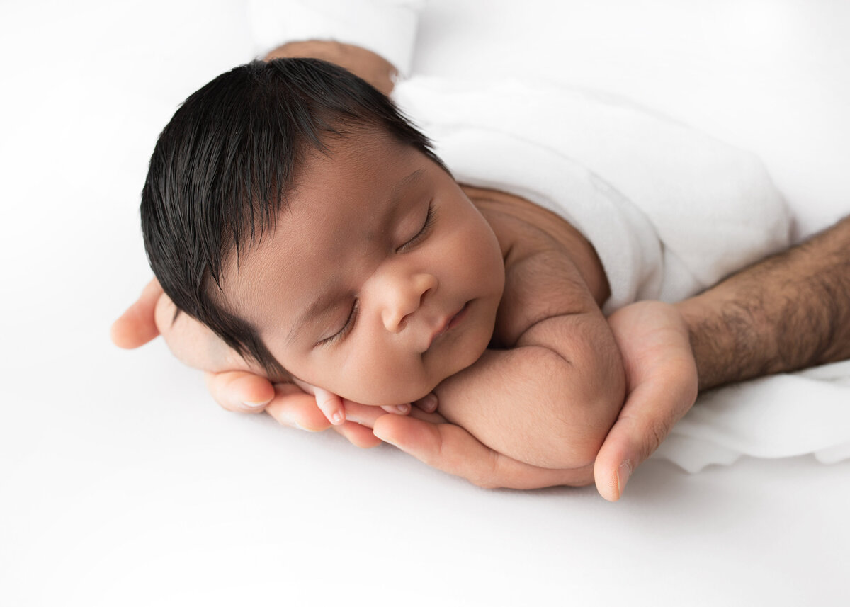 Lauren Vanier Photography | Hobart finest baby photographer | Newborn Photography hobart-30
