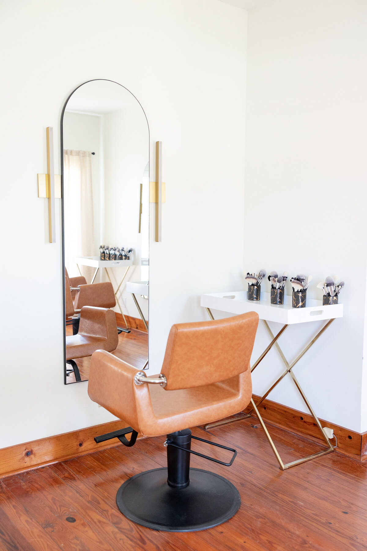 Gold Plaited Salon | Collins & Co. |  © Images The Branded Boss Lady 21_