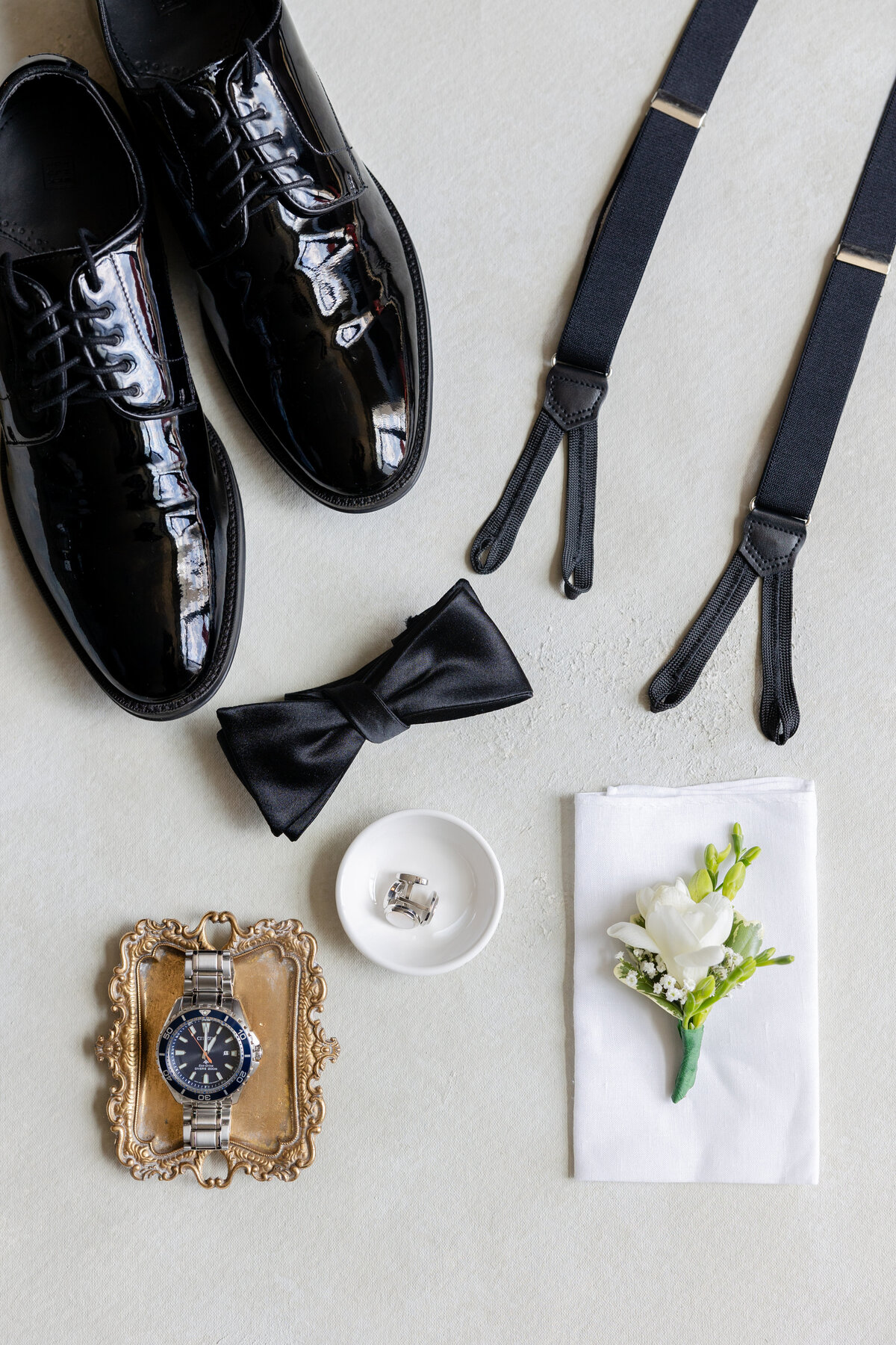 Kelsey_Taylor_Park_Savoy_Wedding_Groom_Prep-1