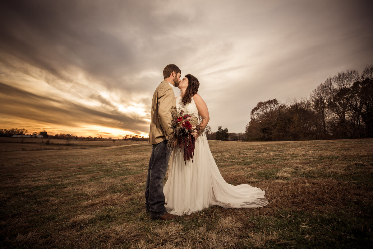 carr farm wedding at sunset TN