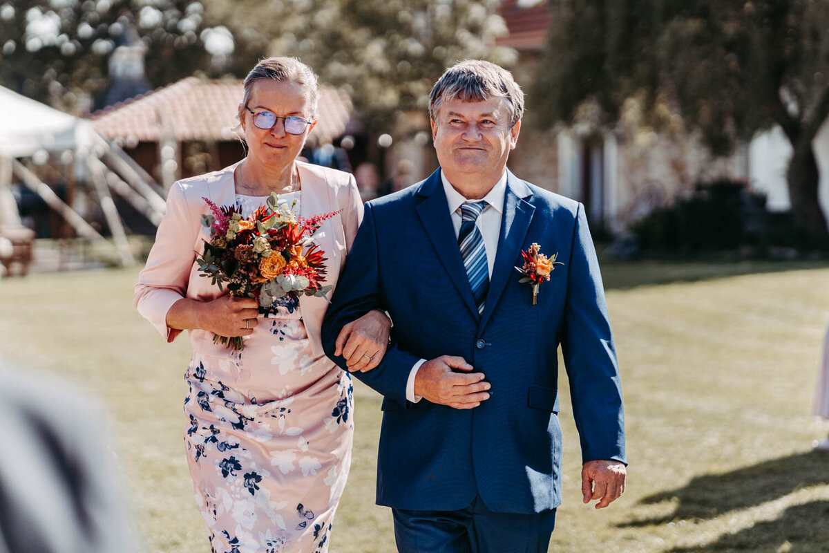 Svatebni_fotografka_Nova_Ves_pod_Plesi_Statek_u_Kaplicky_Karolina_Ticha47