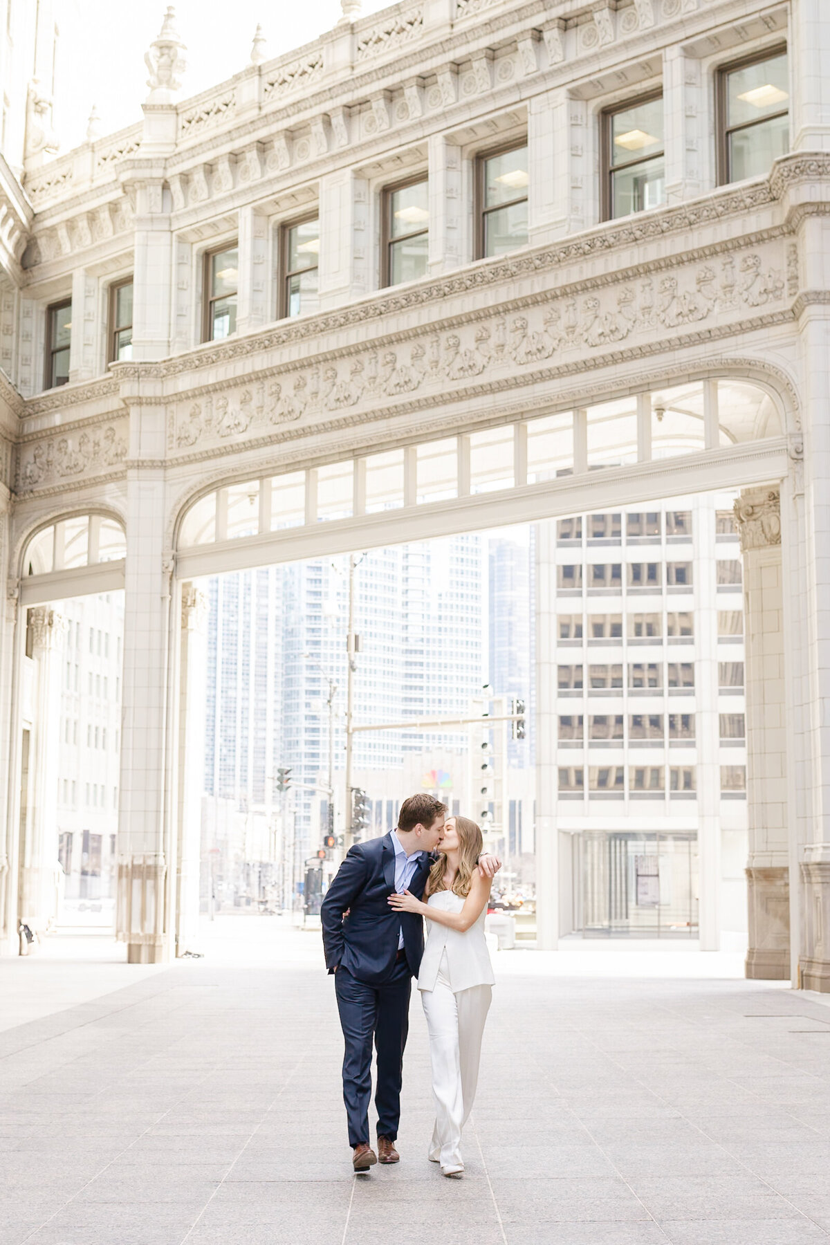 chicago-engagement-photo-michigan-avenue