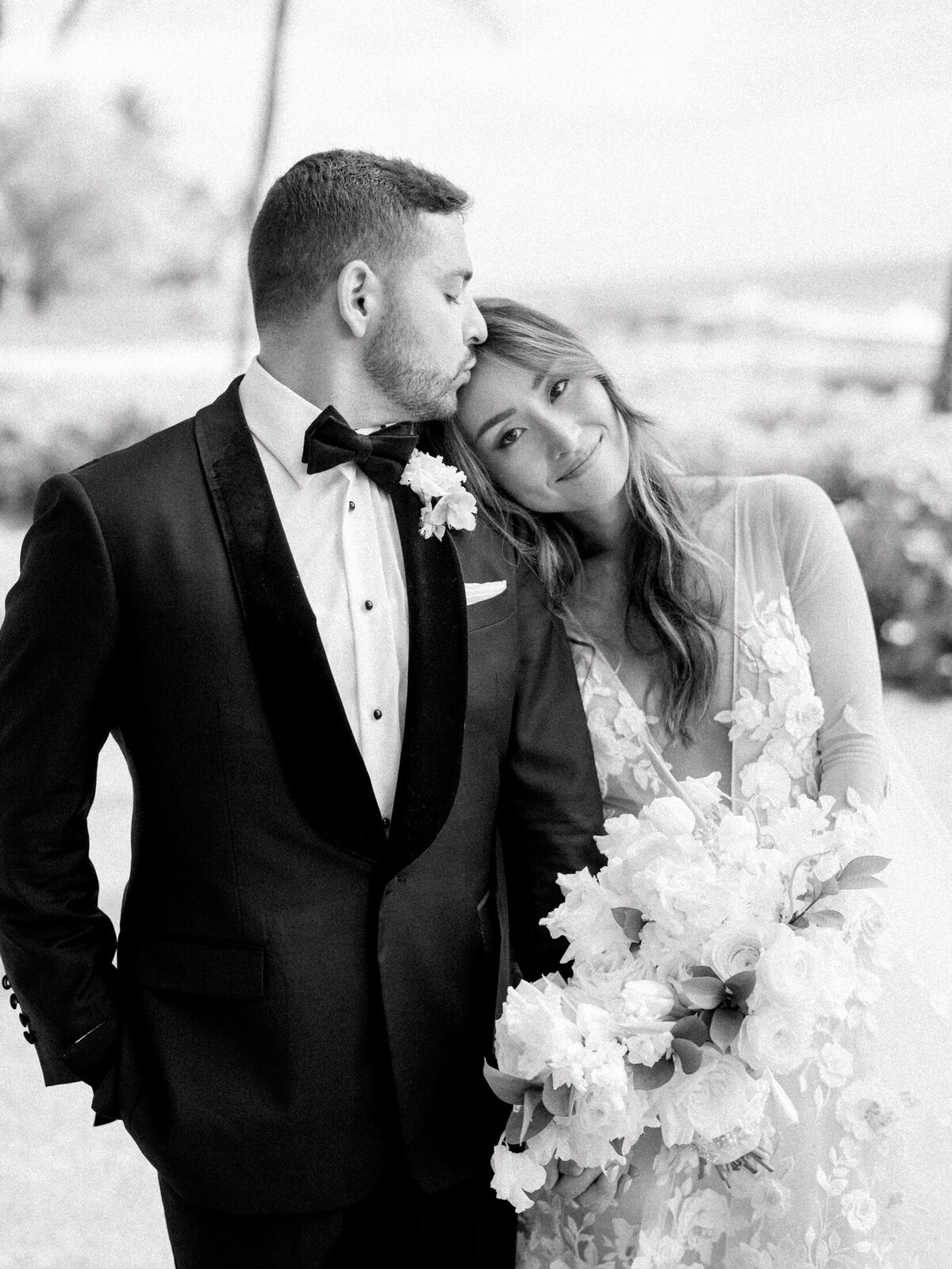 Kat Derek Oahu Hawaii Wedding Lauren Fair Photography_0243