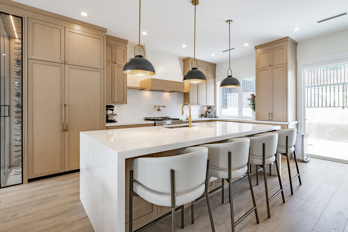 10376 125 St-15