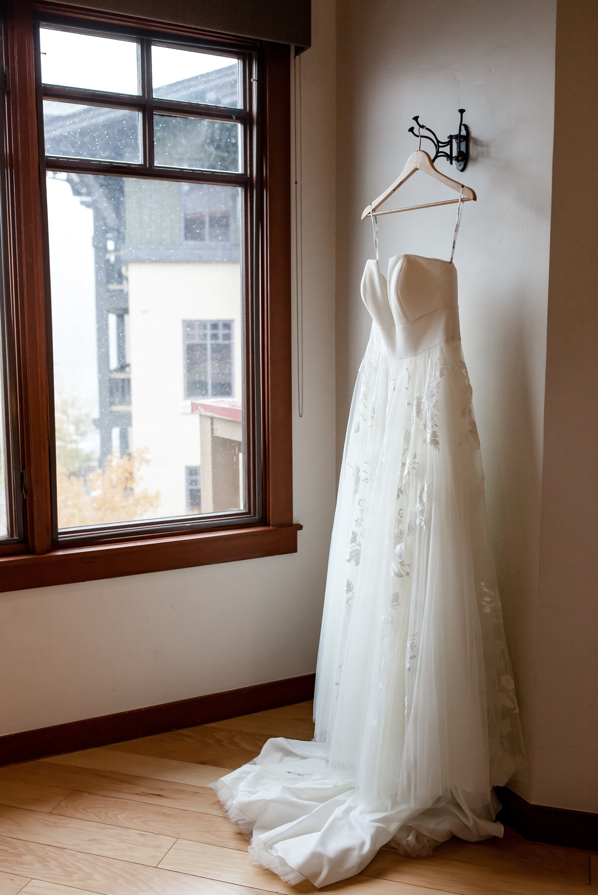 10232021_Melissa&ThomasWedding_PalisadesTahoeCA_AnjaJensenPhotography-10