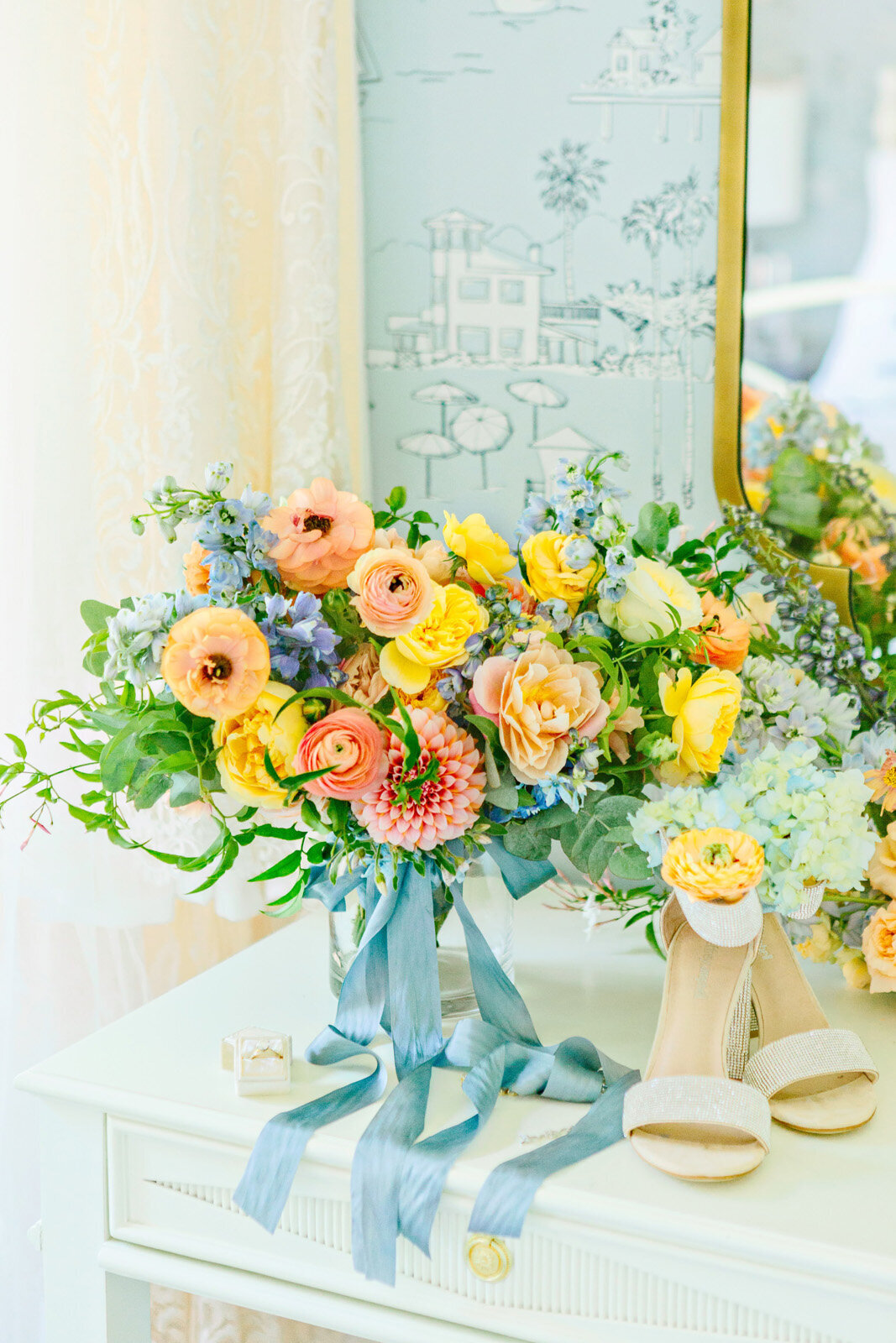 Kate-Murtaugh-Events-wedding-planner-summer-flower-bouquet