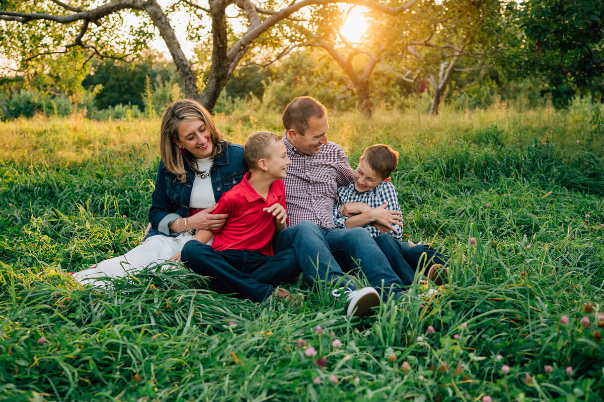 Burlington CT Newborn and Family Photographer -6