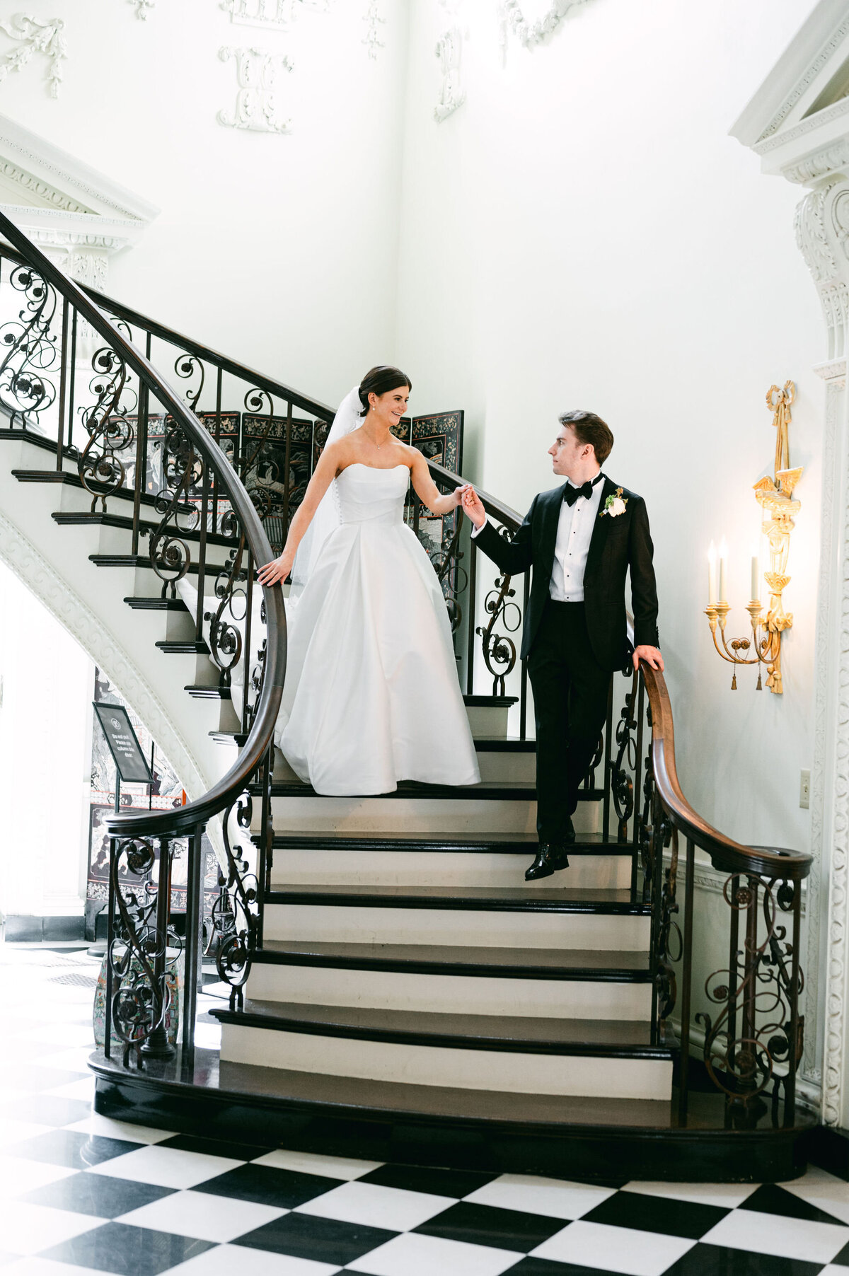 AlexisLunsfordPhotographyEmma&JoeySwanHouseWedding-336