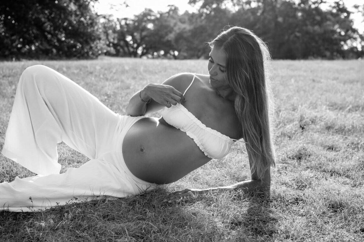 austinmaternity.photographer.KATHARRIS.port-77