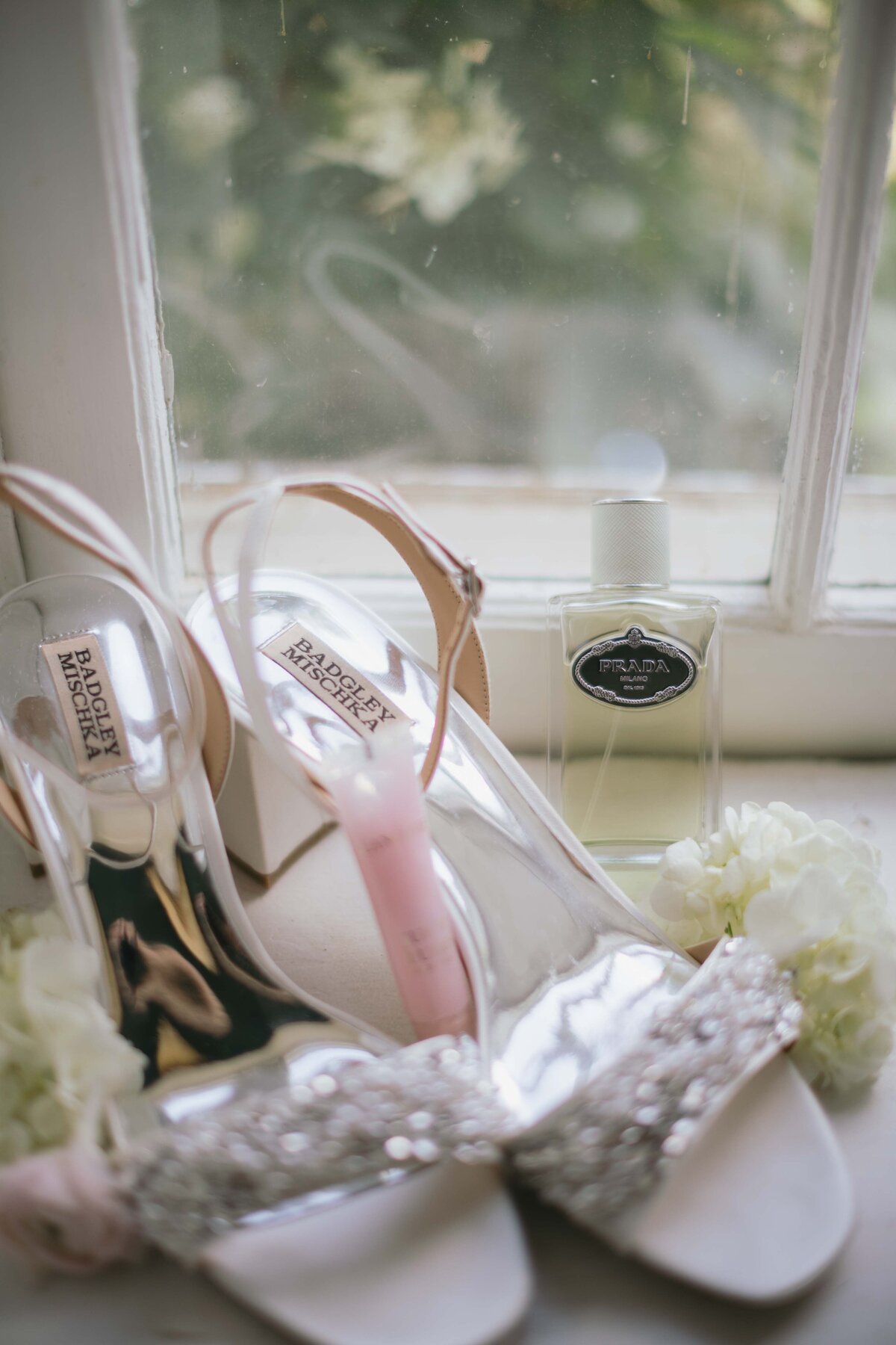 Chloe Parker Photography Heartfelt Wedding Photographer in Virginia — Wedding Photos 36