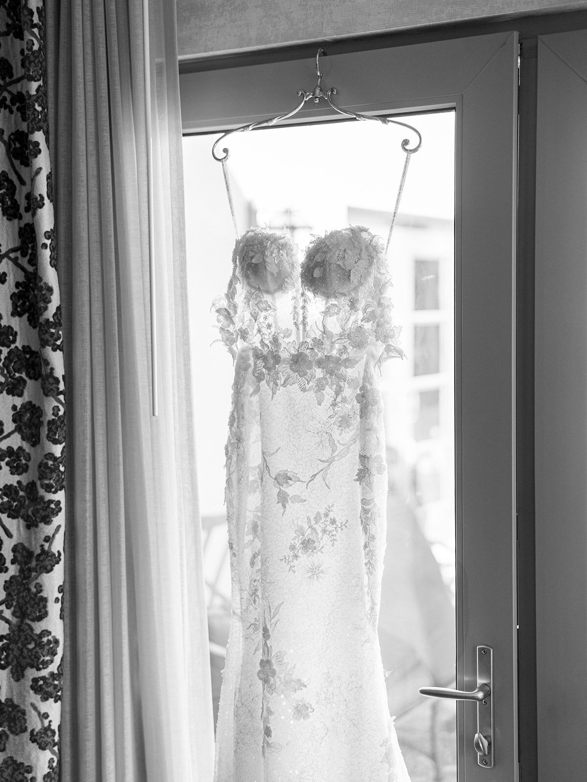 allegretto-resort-vineyards-wedding-018_websize (2)