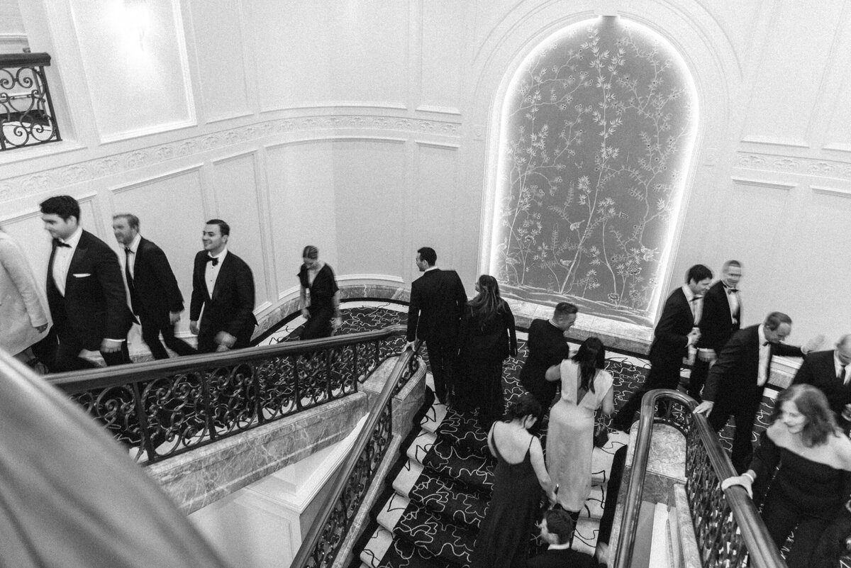 four-seasons-chicago-fall-wedding-alex-ferreri--48