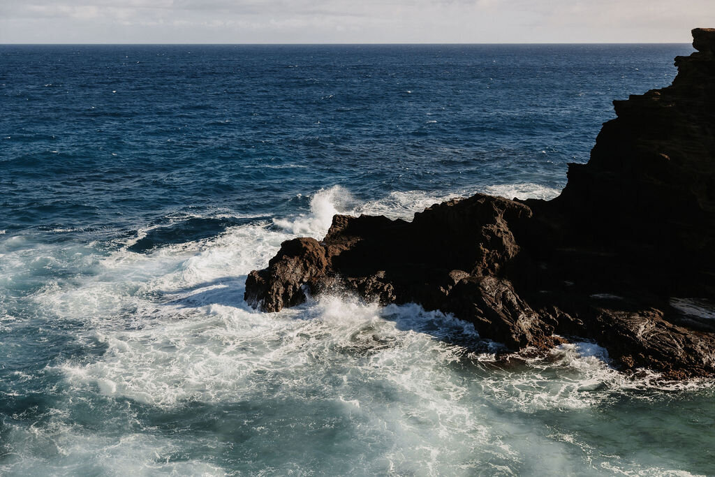 Drone shot of a sunny day at Holana Blowhole