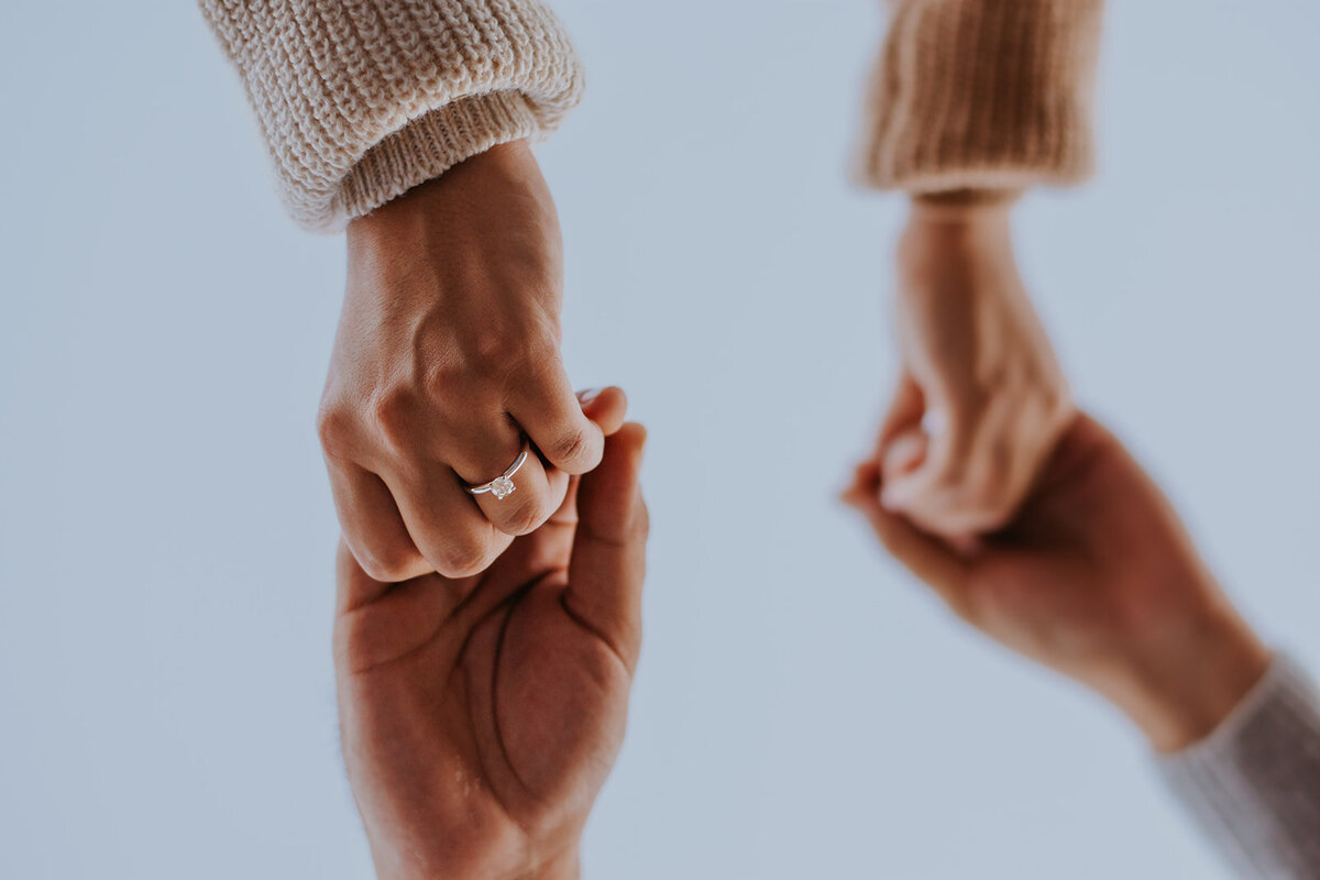 engagement photography rings