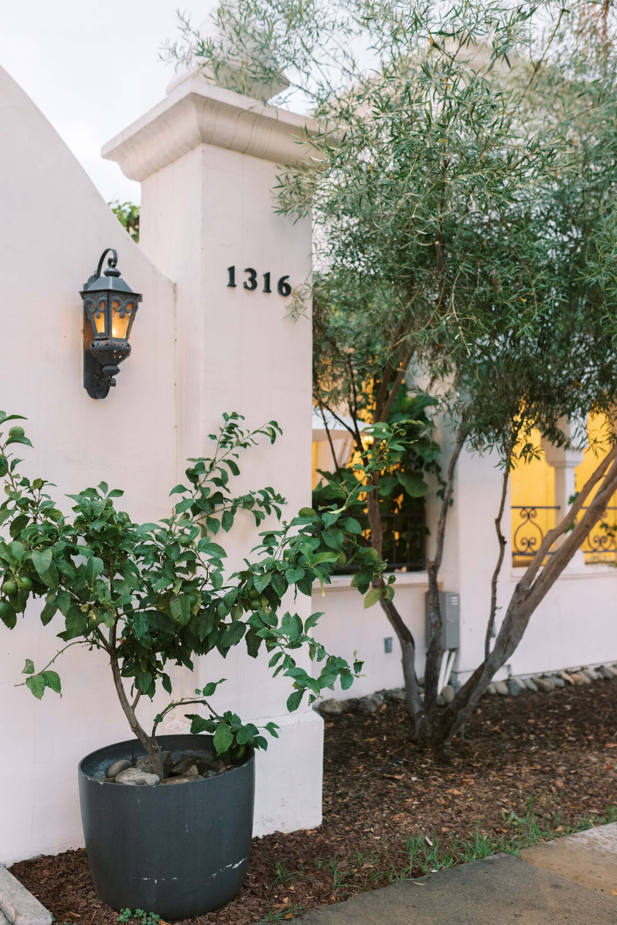 Villa-&-Vine-Wedding_Santa-Barbara-Wedding_Southern-California-Wedding-Photographer_Lisa-Leanne-Photography_70