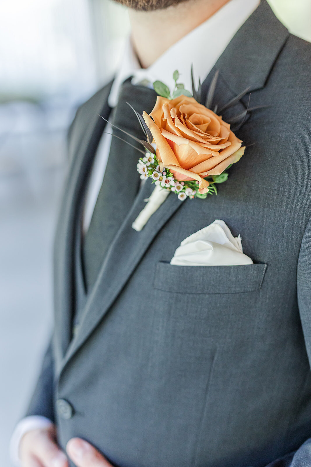 williamsburgweddingphotographer-themainofwilliamsburgwedding-getting ready emily and daniel - 1 -143