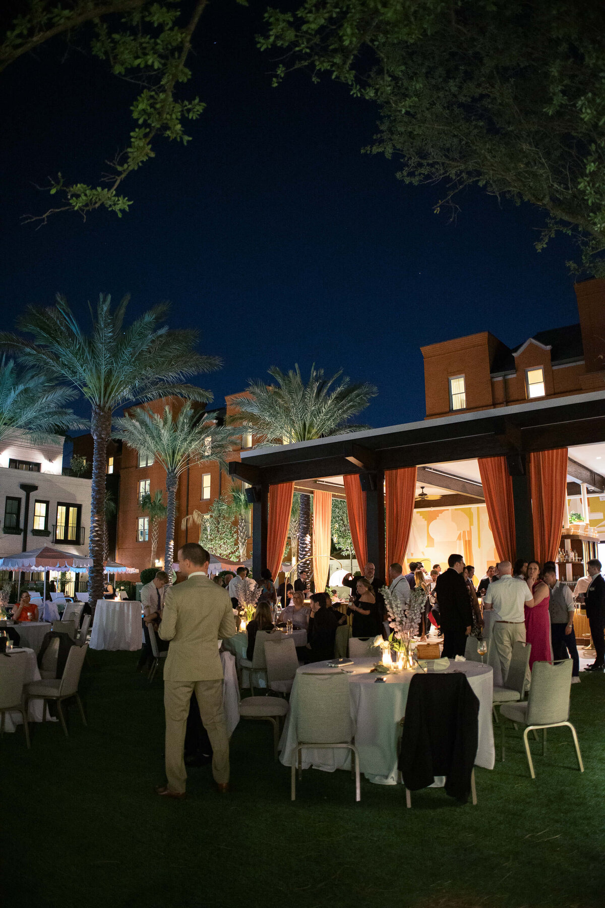 Hotel Bardo Savannah Wedding 112