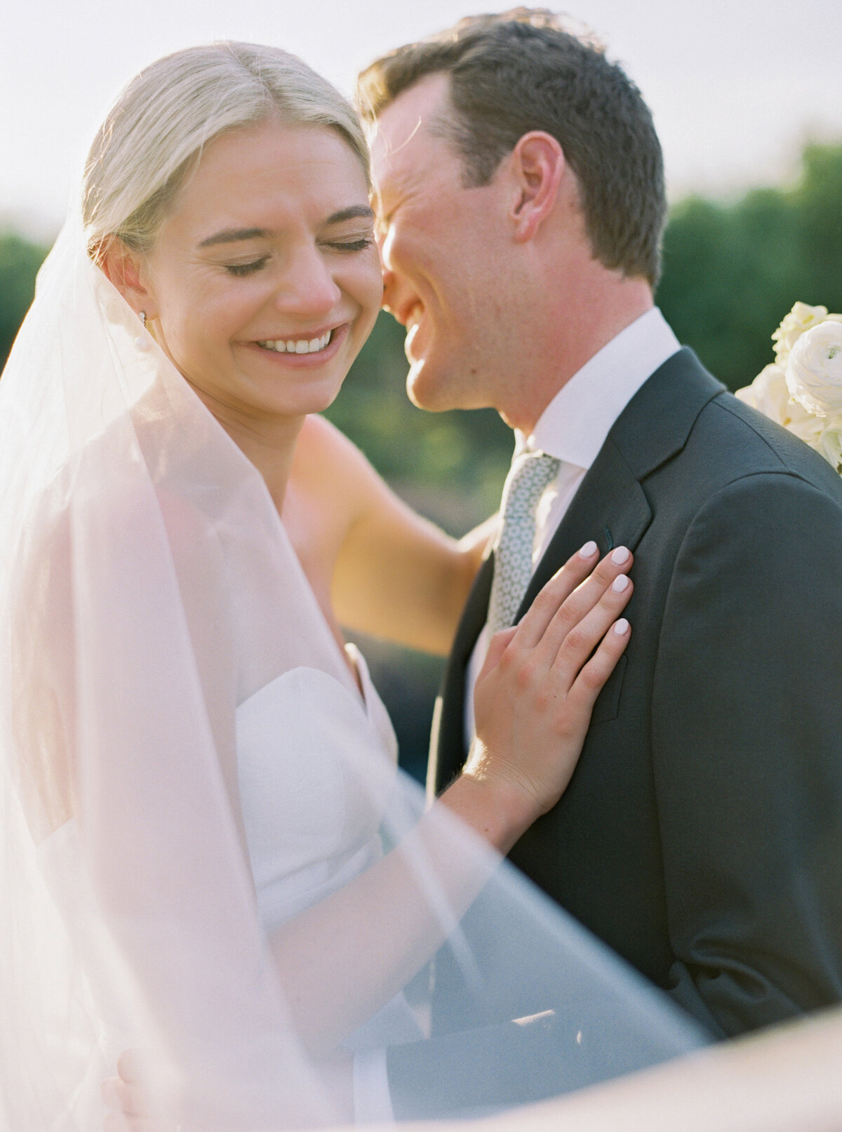 the-orchard-wedding-photos-by-the-tenneys-photography-in-hood-river-oregon-32