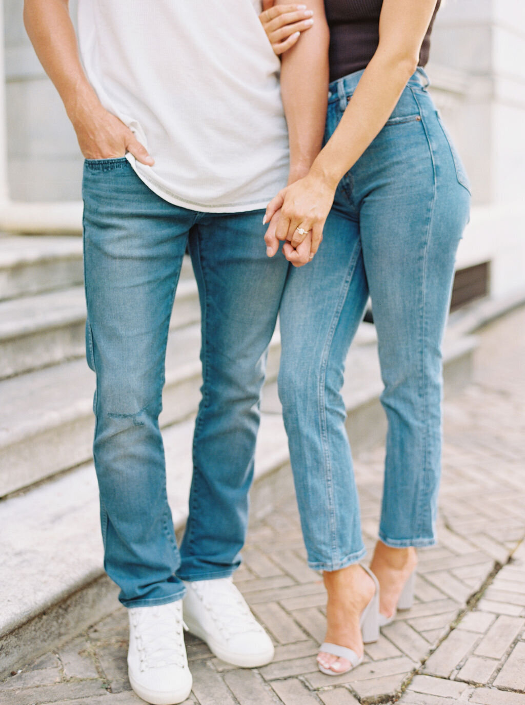 Hannah&Andrew_CharlottesvilleEngagementSession_FINAL-32