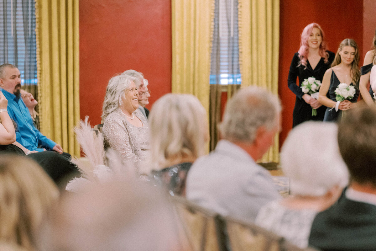 mother-during-ceremony