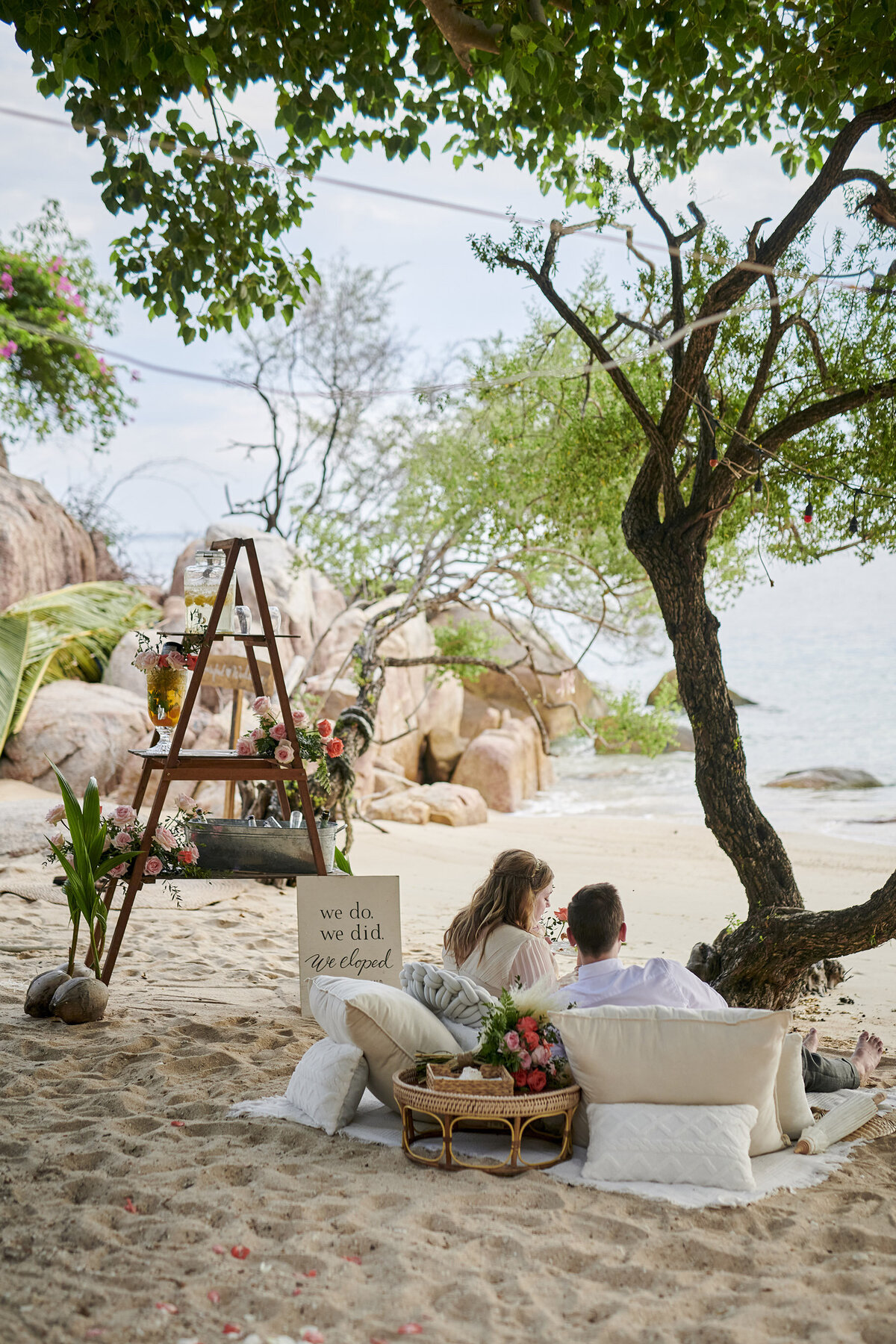 Jessica + Alex Koh Tao Thailand Beach Wedding (8)