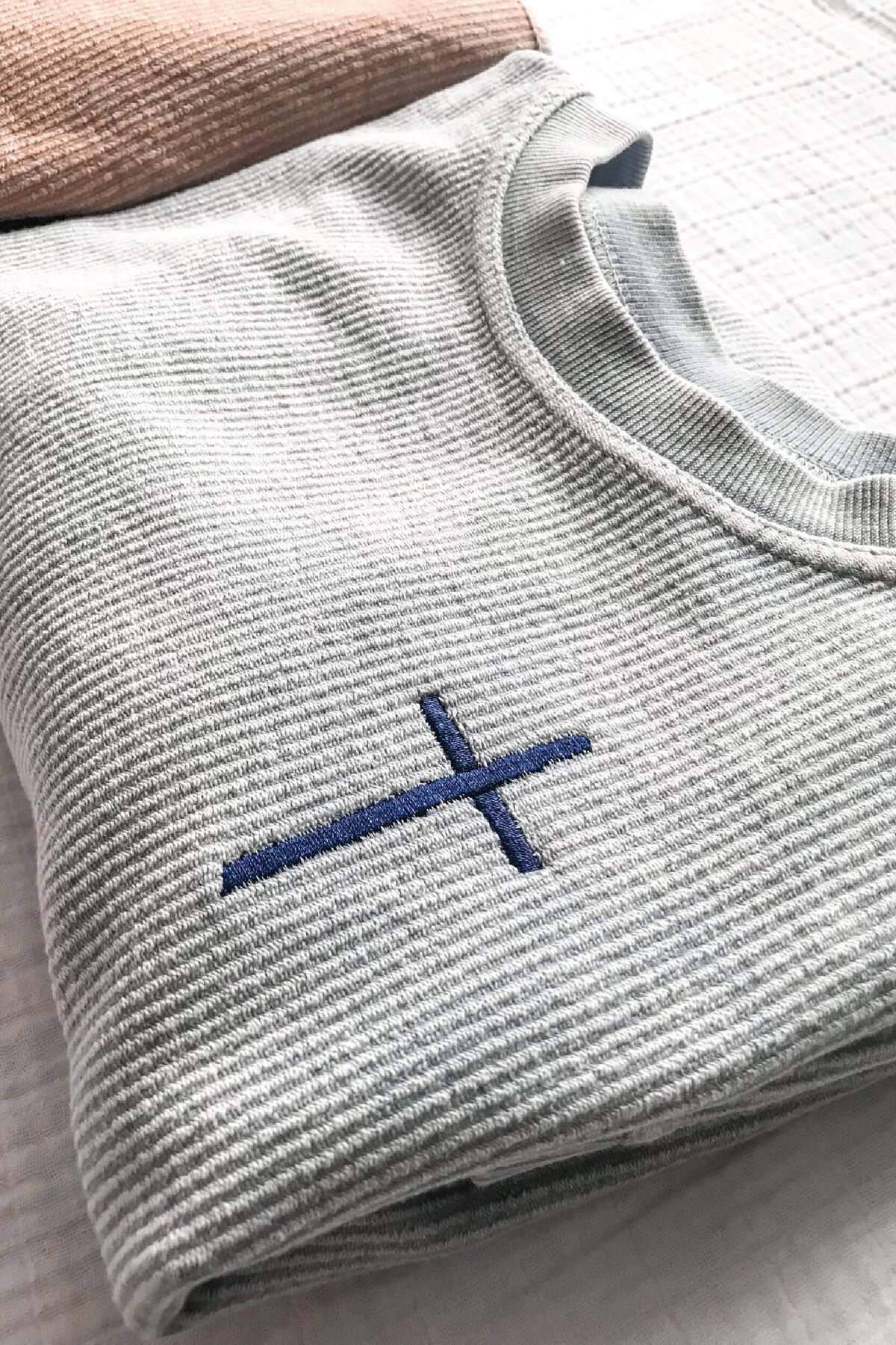 2-Cross Corded Crew_Spring Collection-01-01