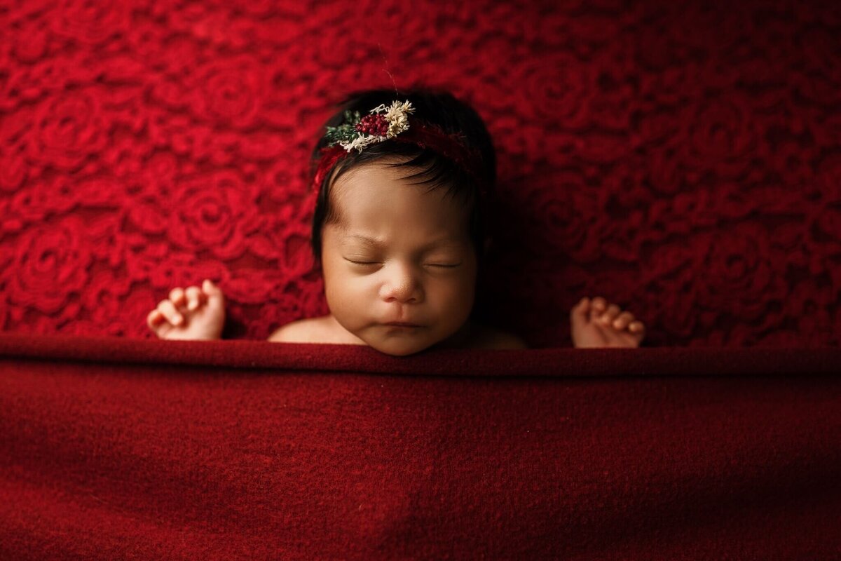 Nw Arkansas newborn photographer, newborn photography near me, newborn portraits in NW Arkansas