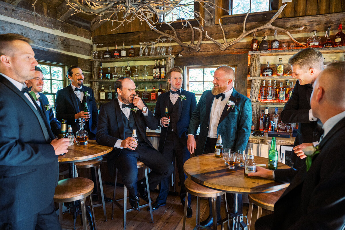 Private Estate Wedding Photographer - Hunter and Sarah Photography-34