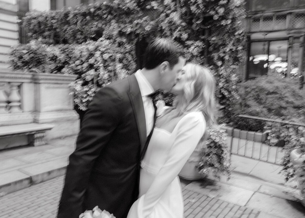 Bryant_Park_Grill_Wedding_NYC_LevKuperman_39