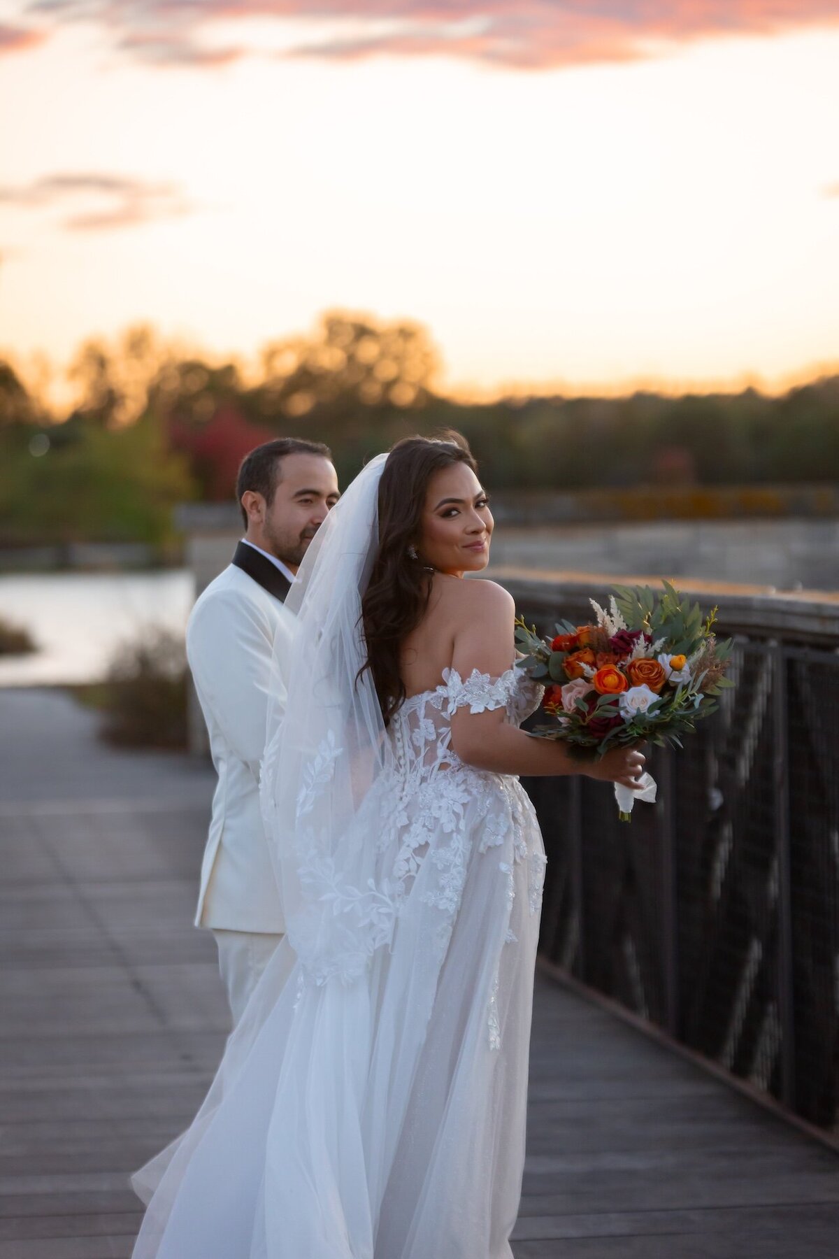 Andrea & Jose Wedding, Independence Grove, Libertyville, IL, 10-19-25, Maira Ochoa Photography-1469