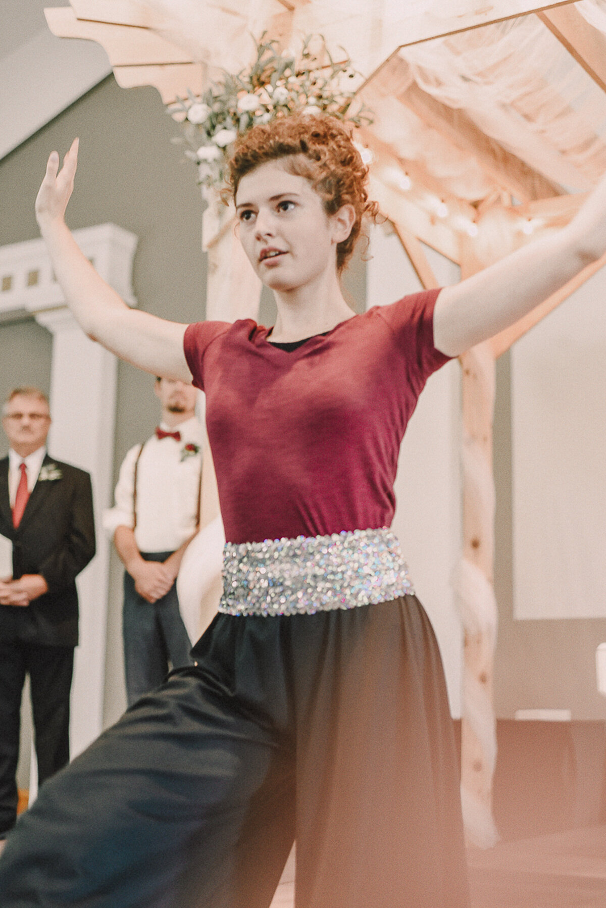 wedding ceremony | Iowa wedding photographer | Iowa Photographer | Playlife | Cedar Rapids | Iowa City | Kalona | Alaynna Ann Schwartz-34