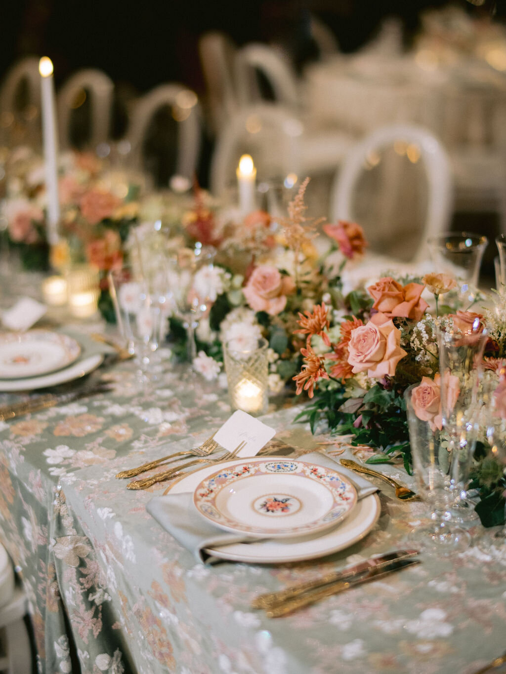 NikkiSanterre_EastCoastLuxuryWeddingPhotographer_PeabodyLibraryWeddingNouvelleEvents_Emily&Daniel-76