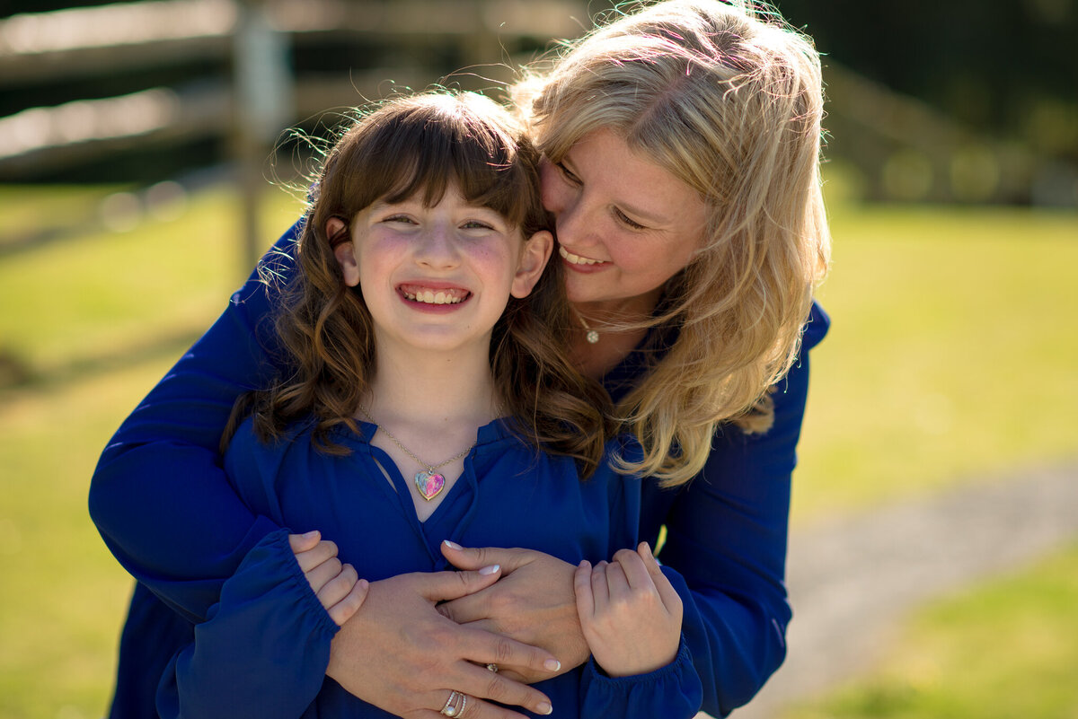 Sammamish and Issaquah Family Photo Big Rock Park Session