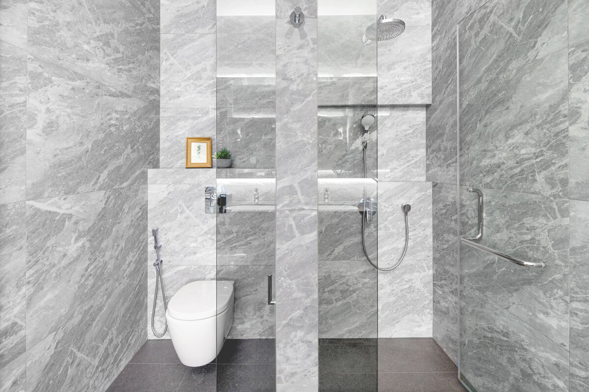 grey  marble bathroom