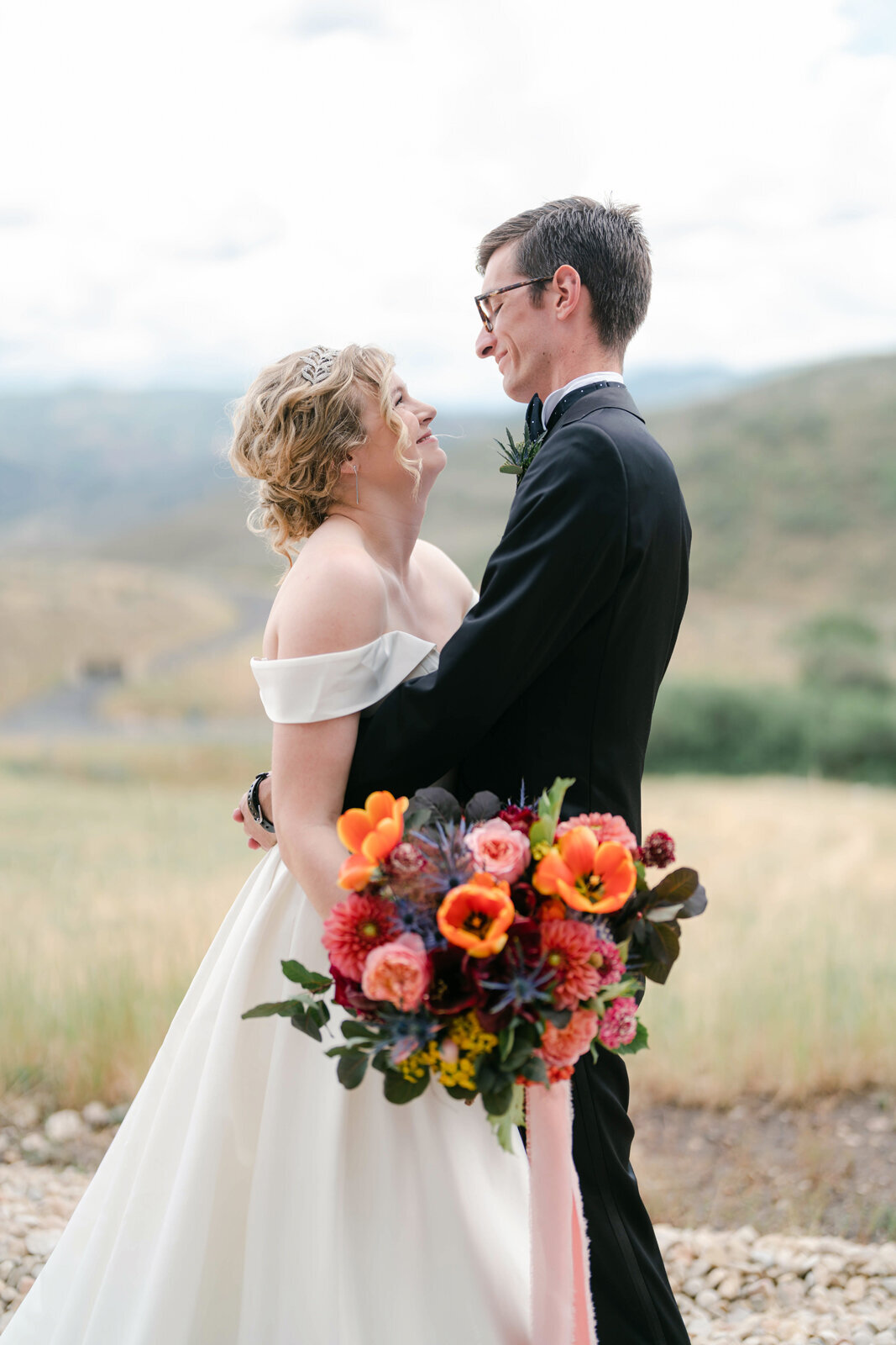 blue-sky-ranch-park-city-mountain-summer-wedding-pepper-nix-2119-0563