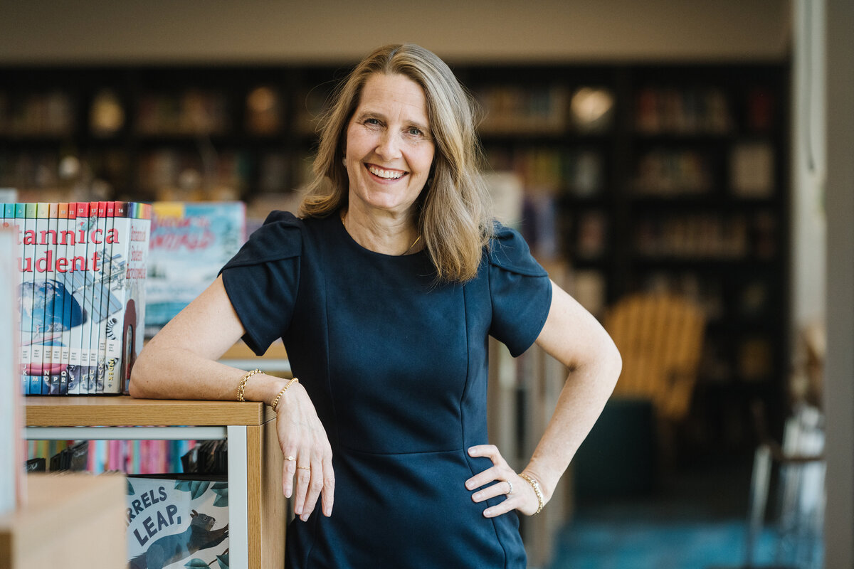 Northern_Virignia_Photographer_Portrait_Linnea_Farnsworth_Head_School_1