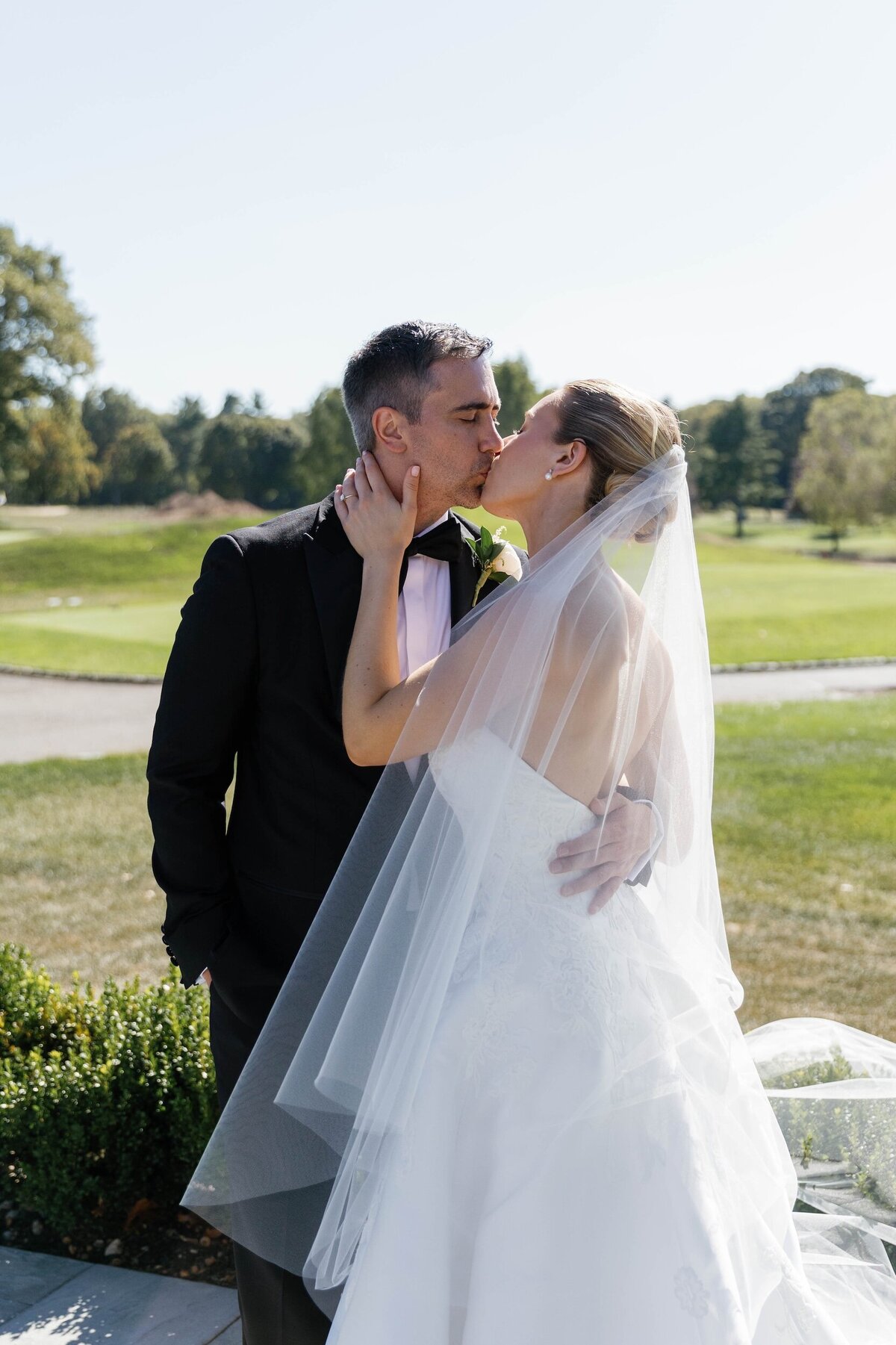 custom-simply-white-bridal-ny-veil