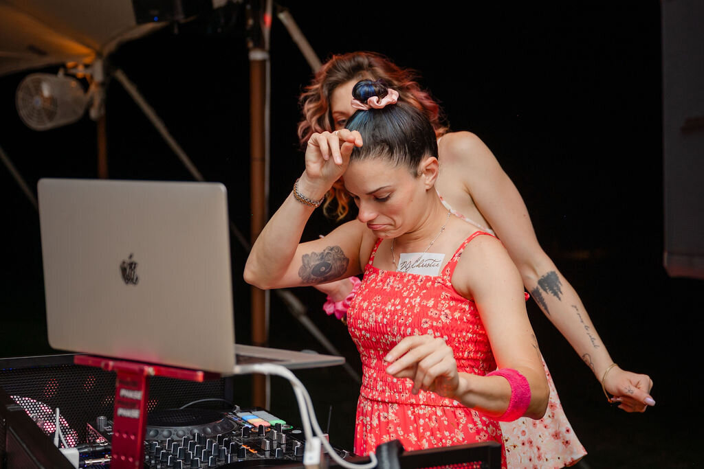 corporate-event-dj-at-smith-farm-gardens