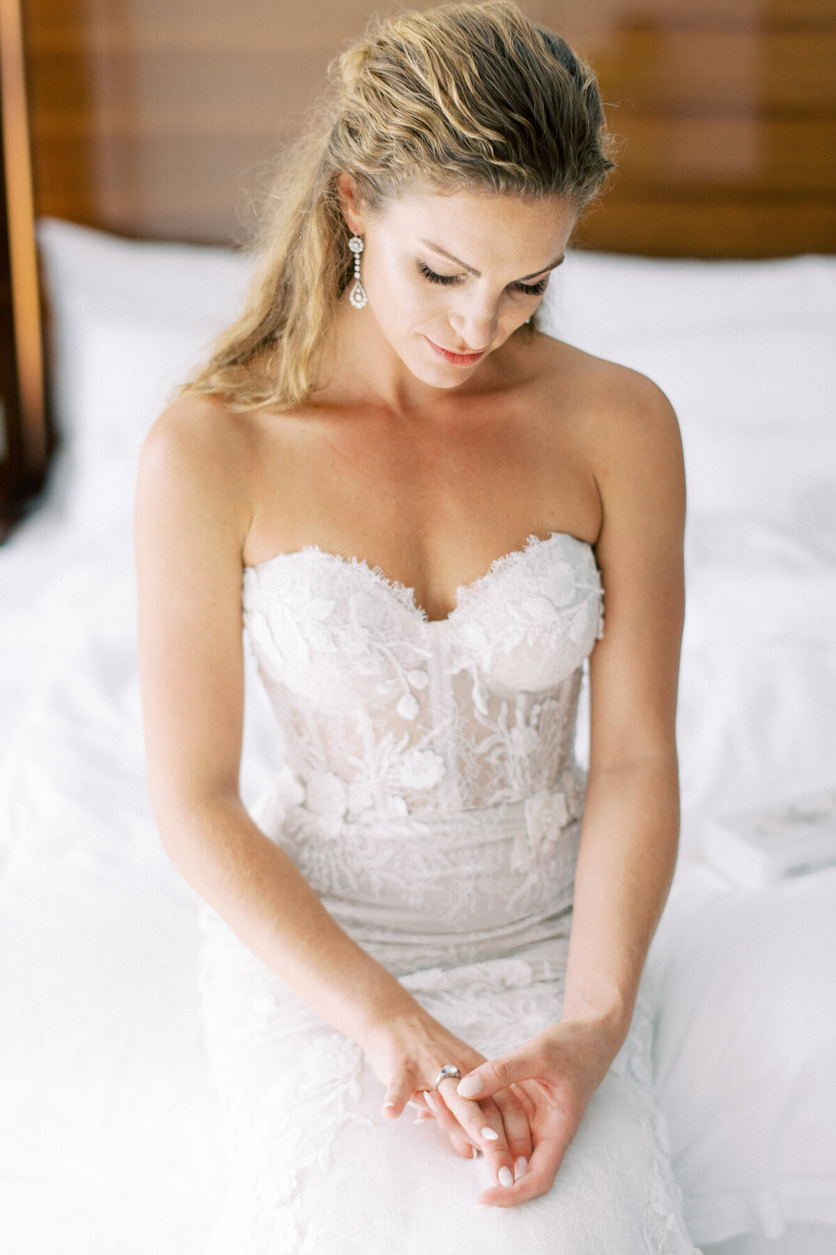 Maïlys Fortune Photography Husband Wife Wedding Weddings Photography France Switzerland Italy Timeless Dreamy Imagery Bilingual French English Destination Weddings Destination Wedding Provence French Riviera Paris Lake Como Tuscany46