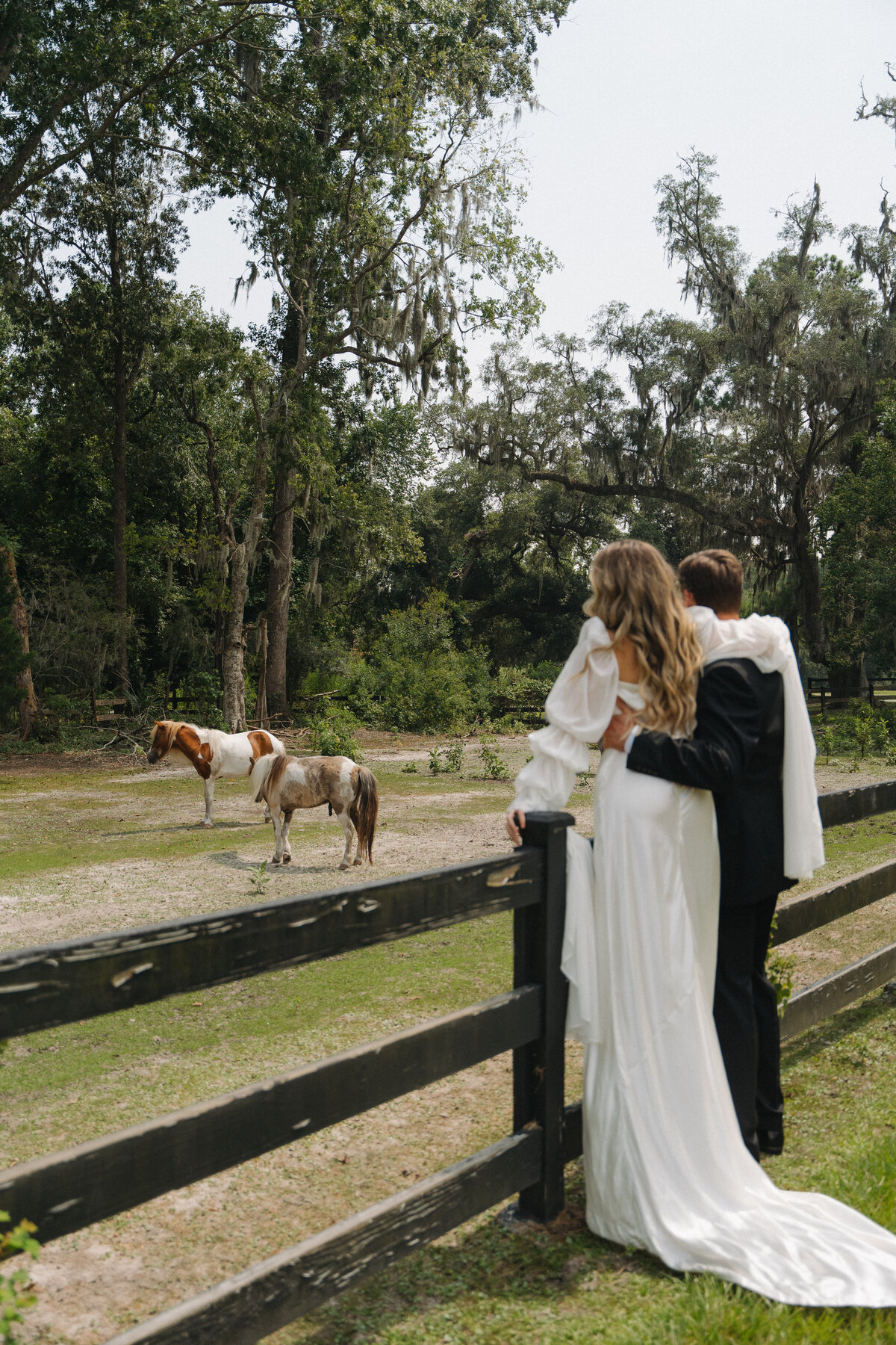 Elegant Southern Love Story: Engagement Photos with Horses and a Dreamy Dress