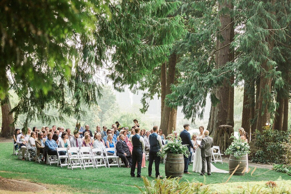 Chateau Lill Woodinville Wedding stunning outdoor ceremony location photos by Joanna Monger Photography