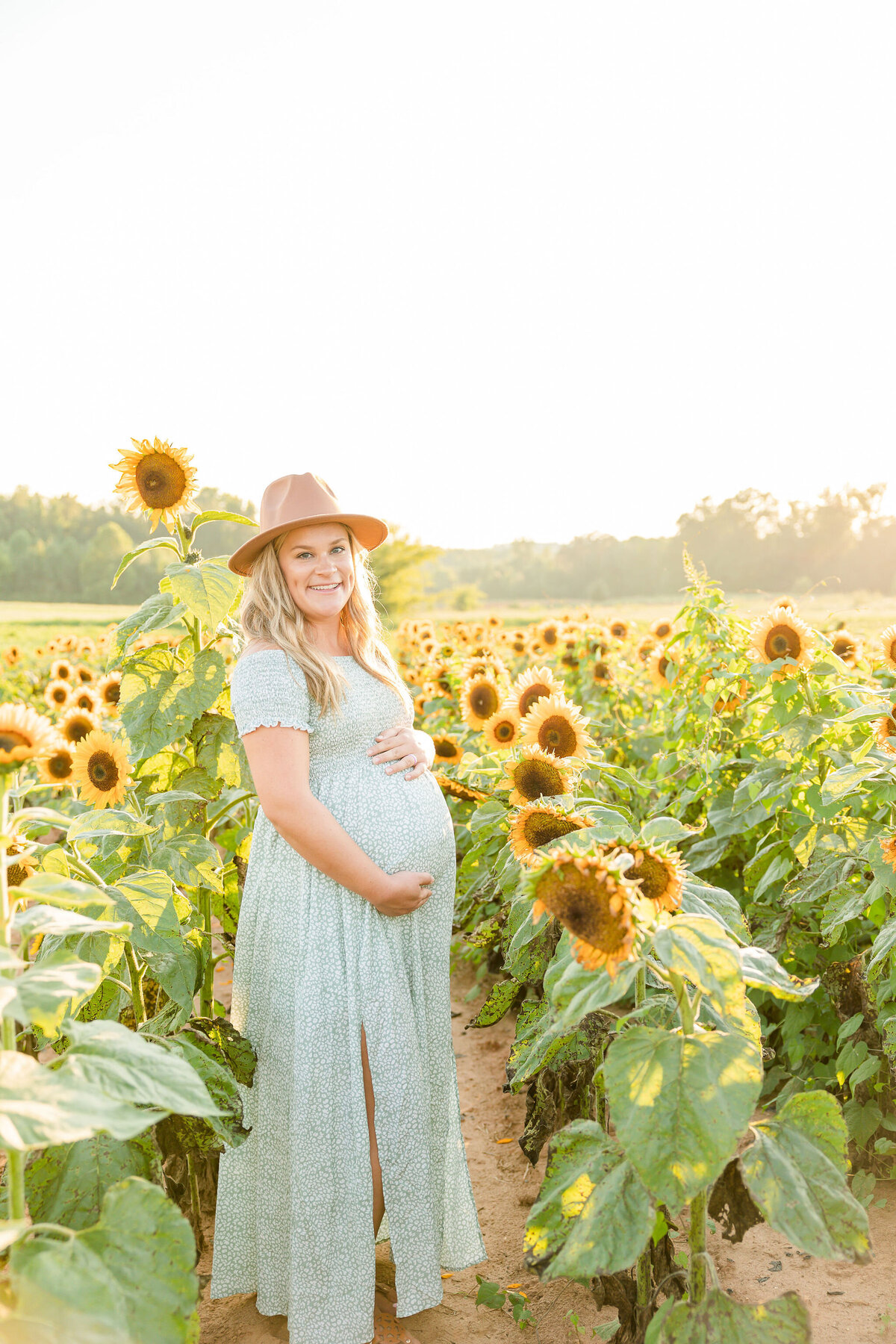 HGP-KevinandMorgan-SunflowerMaternity(81of162)