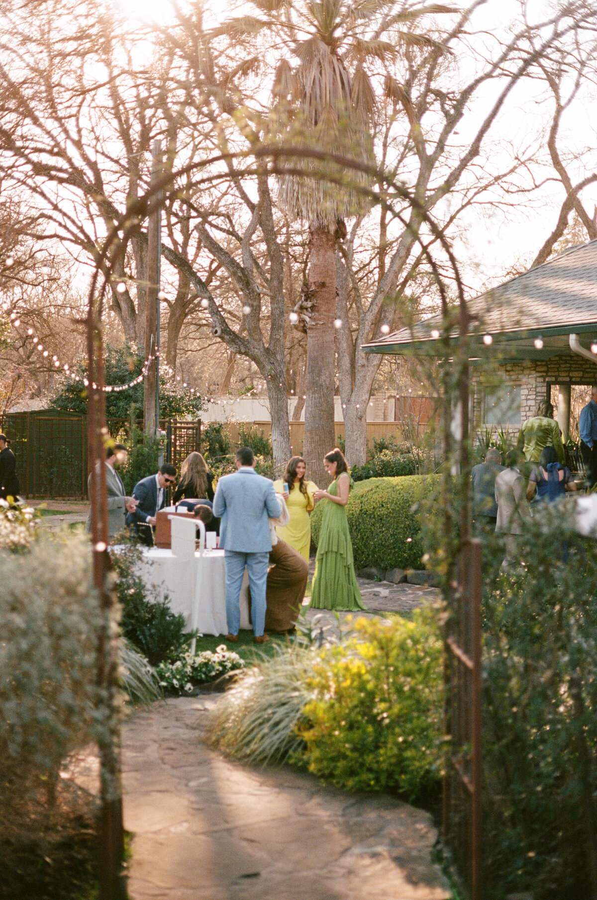 TessLesliePhotos-hummingbirdhouse-wedding-1157