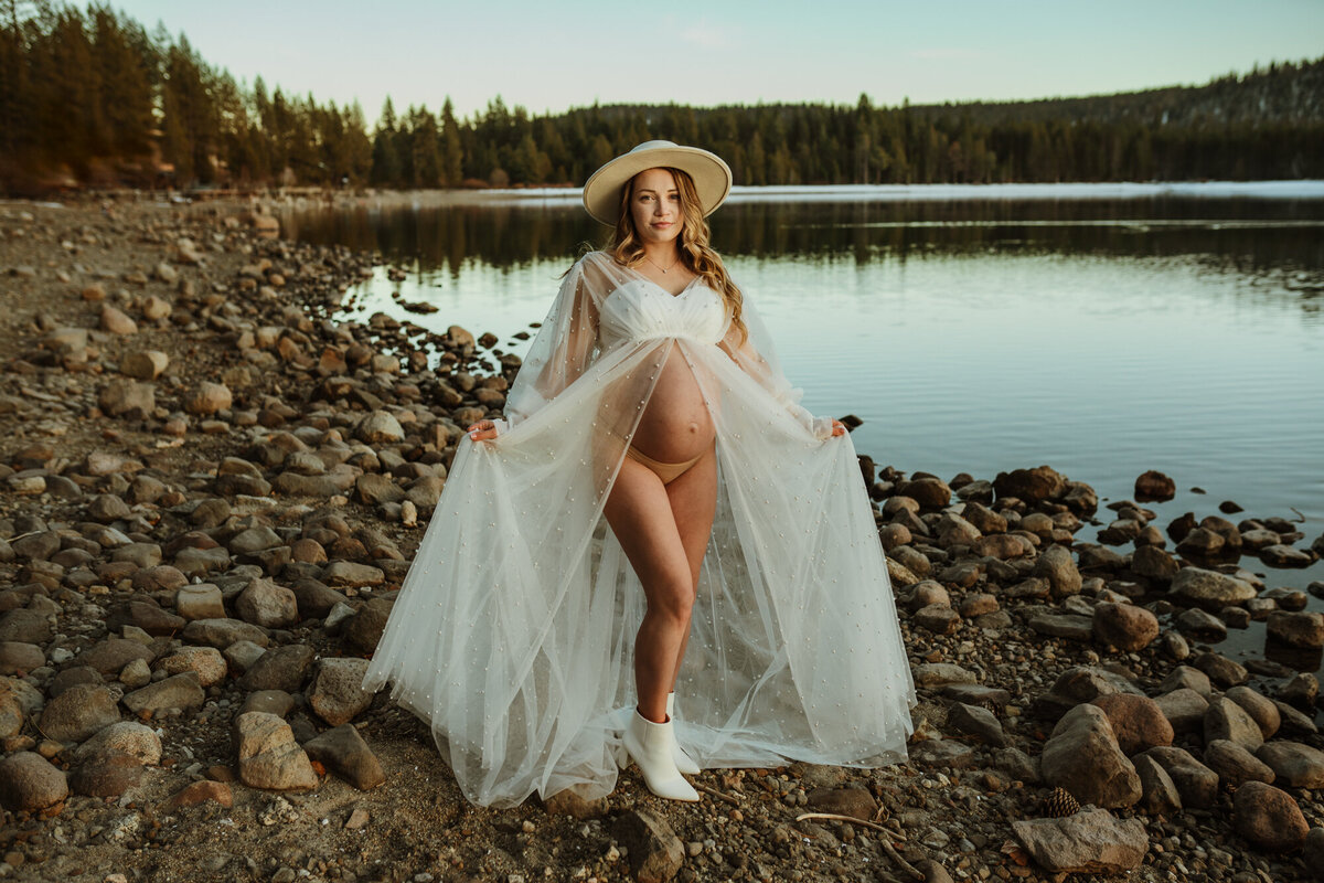 Lake Tahoe-Maternity-Photographer-27