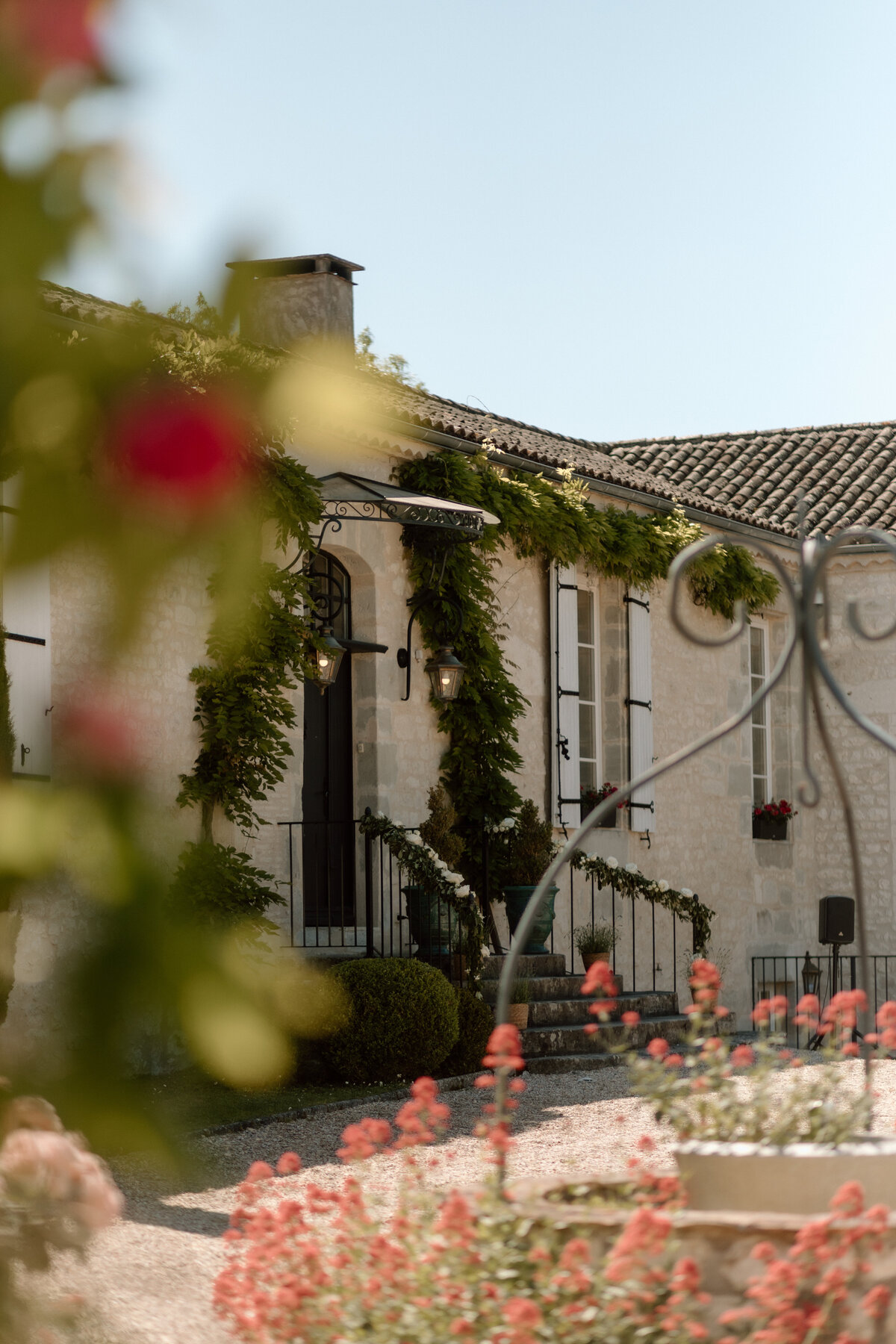 Kate&Kate_chateaudestpaul_francewedding_lauradeanphotography_dorsetweddingphotographer-18
