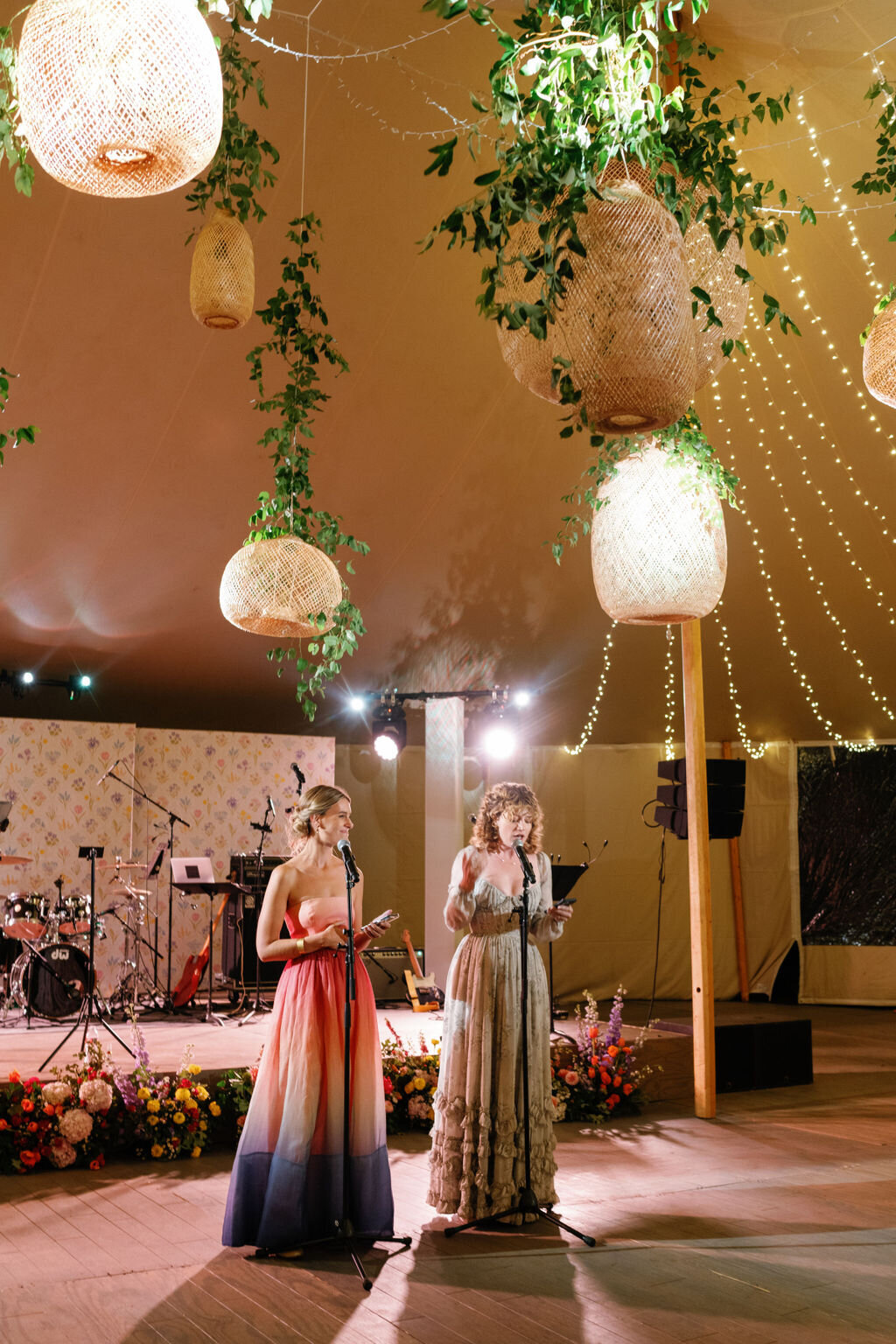 Colorado-wedding-planner-bridesmaids-tent-decor