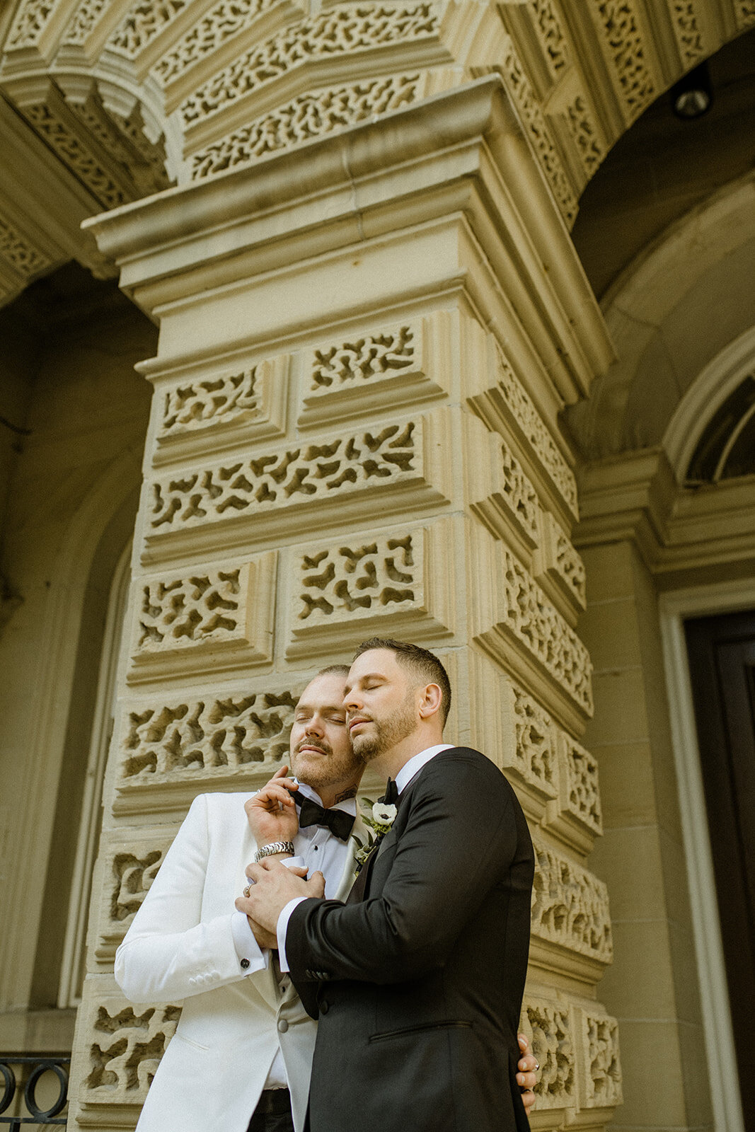 toront-university-club-lbtq+-wedding-couples-session-queer-positive-all-love-downtown-toronto-204